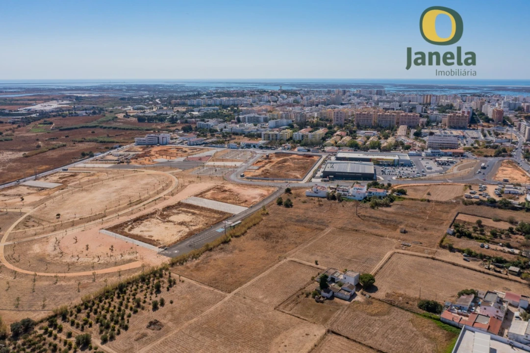 Terreno para Venda em Faro (Sé e São Pedro) Foto 17