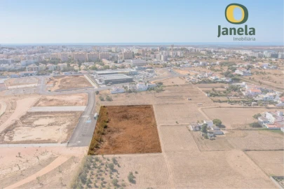 Terreno para Venda em Faro (Sé e São Pedro)