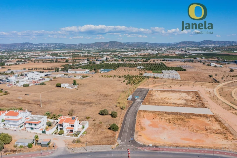Terreno para Venda em Faro (Sé e São Pedro) Foto 3