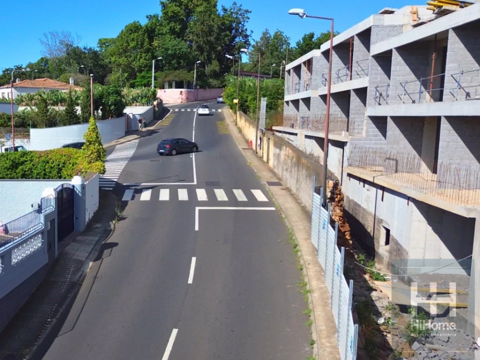 Apartamento T1 para Venda em São Martinho Foto 32