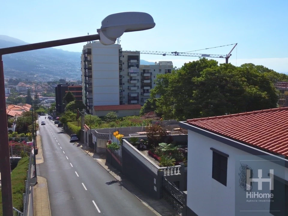 Apartamento T1 para Venda em São Martinho Foto 33