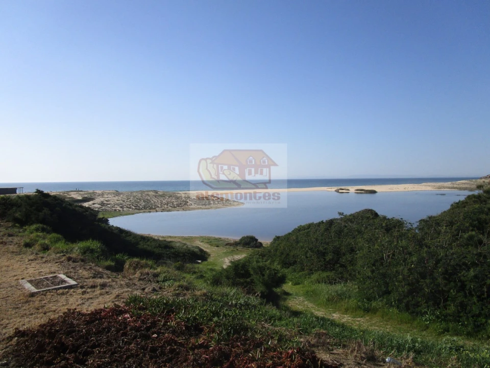 Terreno para Venda em Melides Foto 12