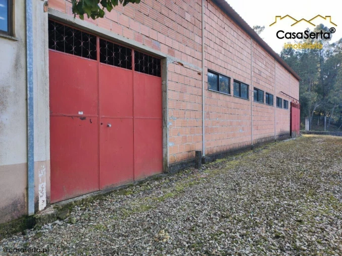 Armazém para Venda em Sertã