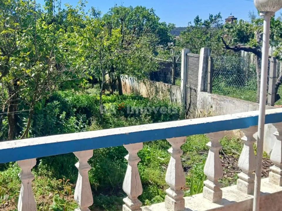 Moradia T4 para Venda em Aguas Belas Foto 27