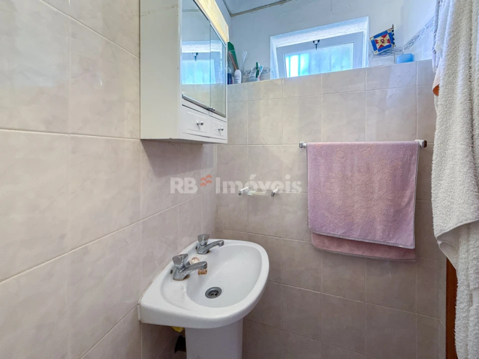 Moradia T4 para Venda em Aguas Belas Foto 61