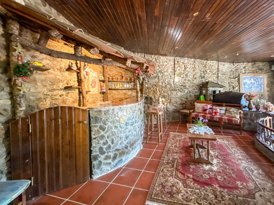 Moradia T4 para Venda em Aguas Belas Foto 65