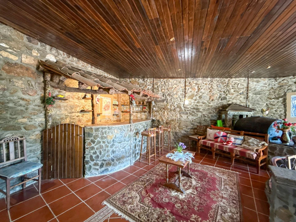 Moradia T4 para Venda em Aguas Belas Foto 87