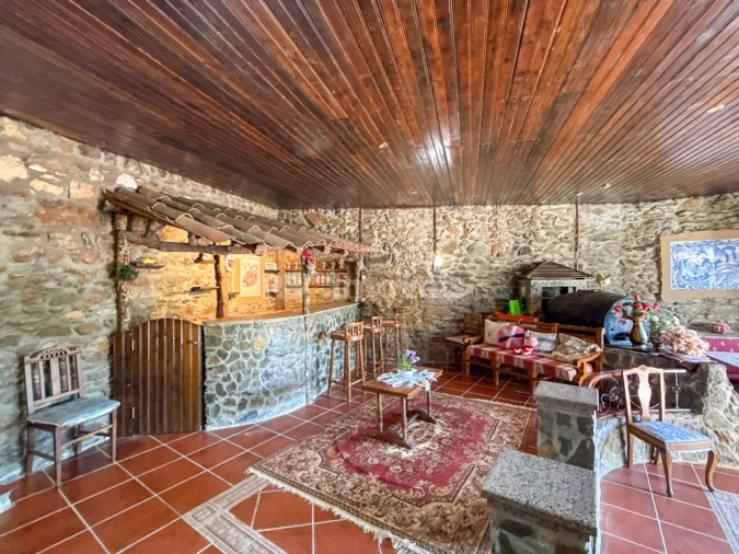 Moradia T4 para Venda em Aguas Belas Foto 56