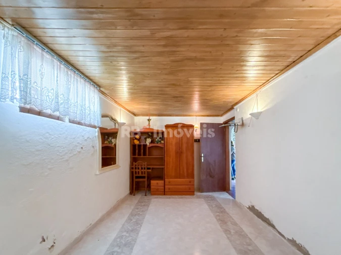 Moradia T4 para Venda em Aguas Belas Foto 69