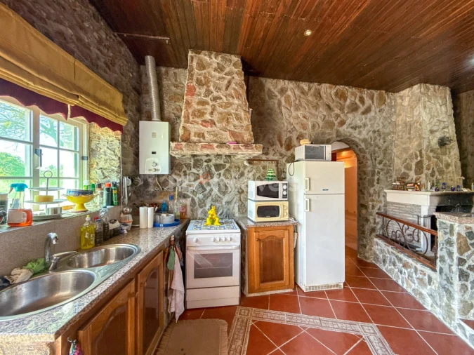 Moradia T4 para Venda em Aguas Belas Foto 81