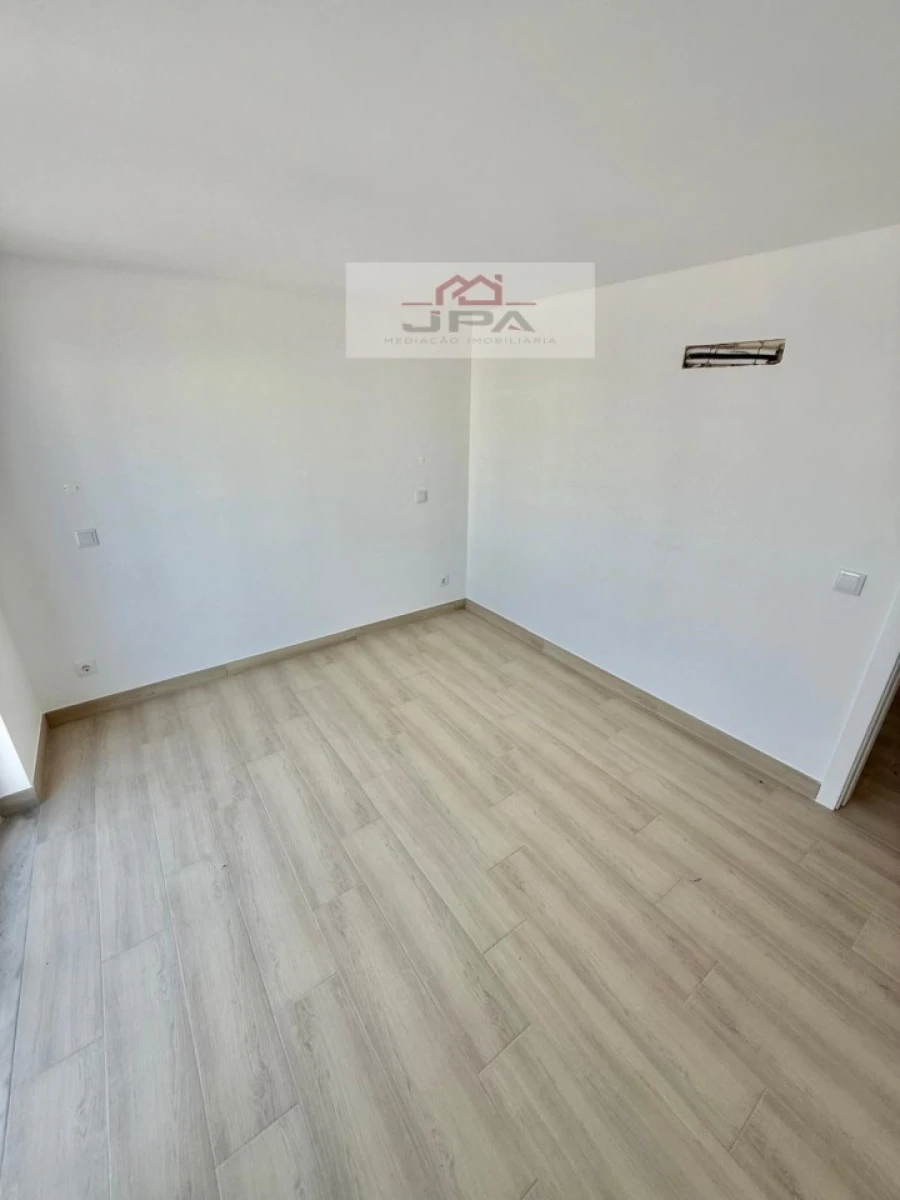 Moradia T4 para Venda em Vila Nova de Cacela Foto 31