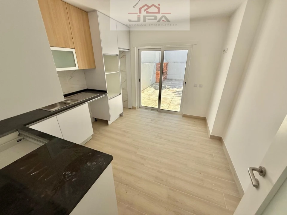 Moradia T1 para Venda em Vila Nova de Cacela Foto 5
