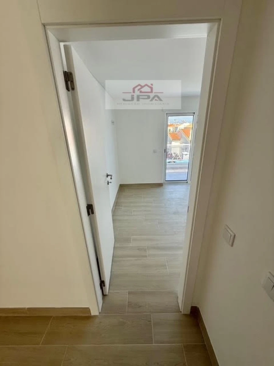 Moradia T4 para Venda em Vila Nova de Cacela Foto 13