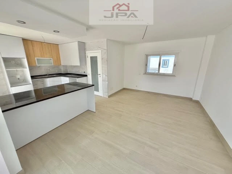 Moradia T4 para Venda em Vila Nova de Cacela Foto 10