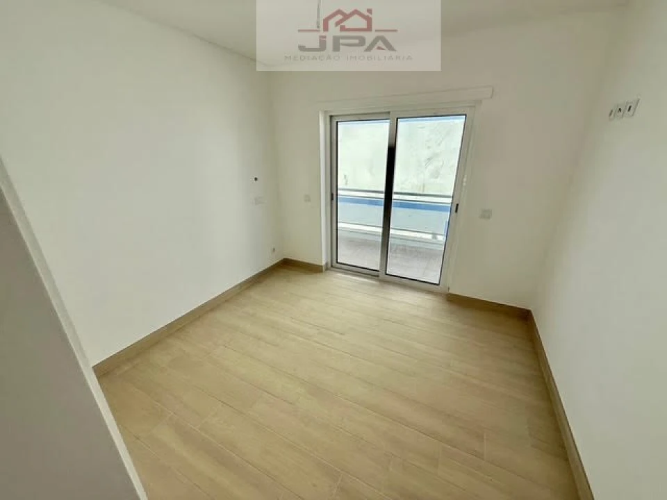 Moradia T4 para Venda em Vila Nova de Cacela Foto 15
