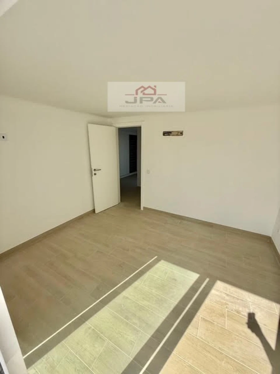 Moradia T4 para Venda em Vila Nova de Cacela Foto 26