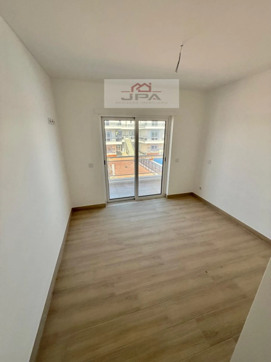 Moradia T4 para Venda em Vila Nova de Cacela Foto 8