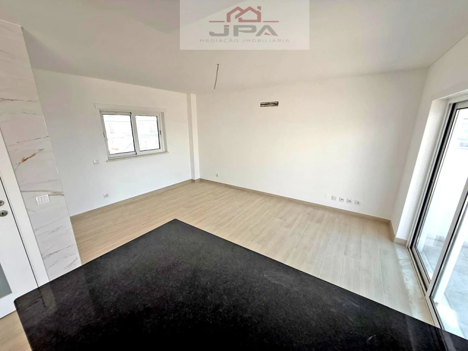 Moradia T4 para Venda em Vila Nova de Cacela Foto 3