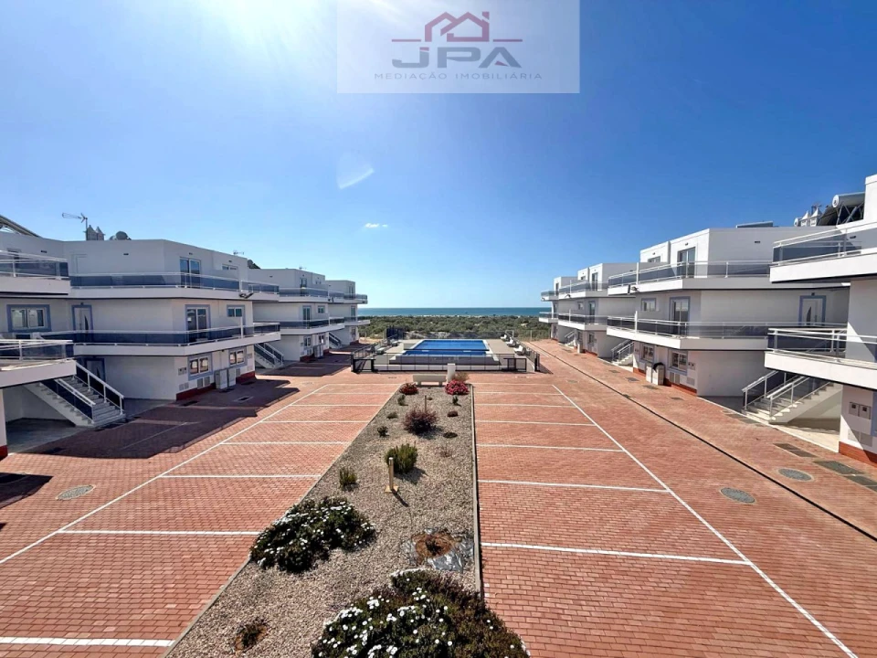 Moradia T4 para Venda em Vila Nova de Cacela Foto 6