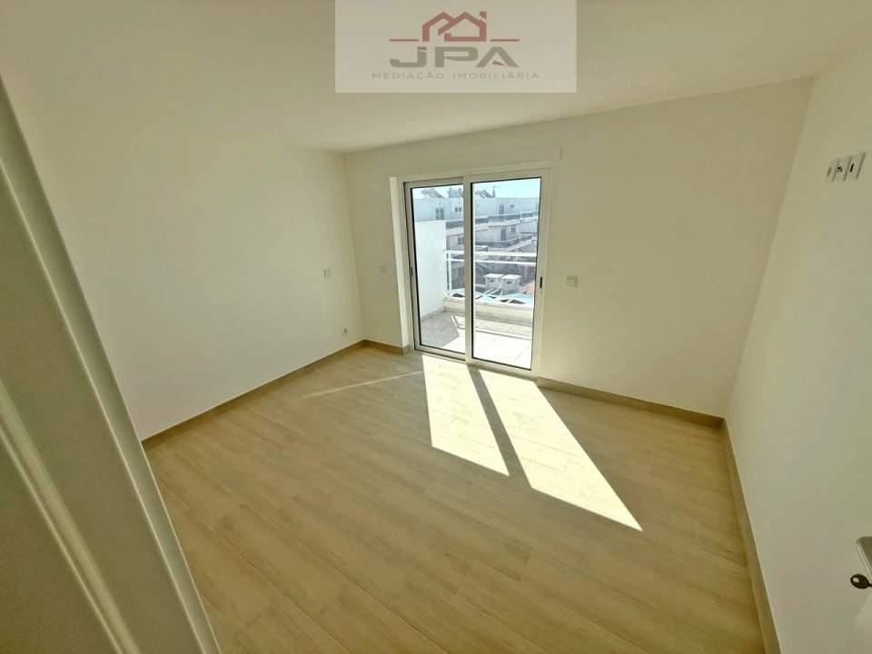 Moradia T4 para Venda em Vila Nova de Cacela Foto 18