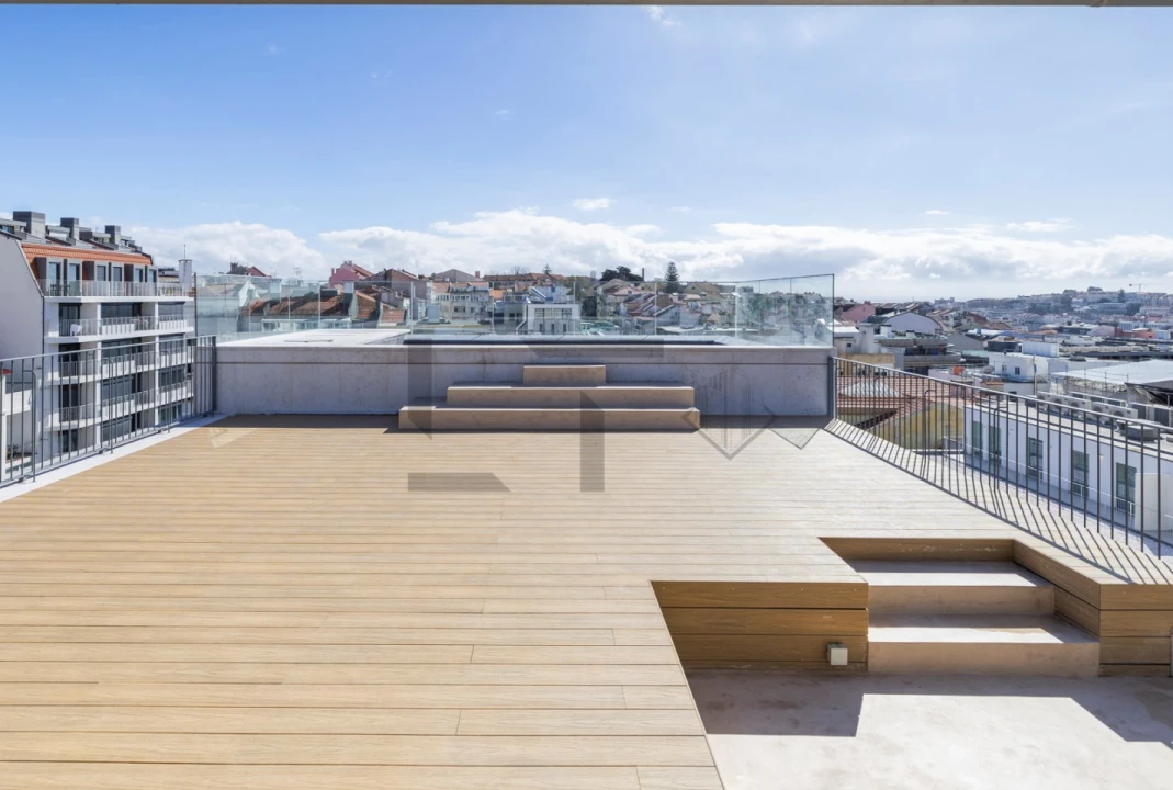 Apartamento T4 para Venda em Santo António Foto 1