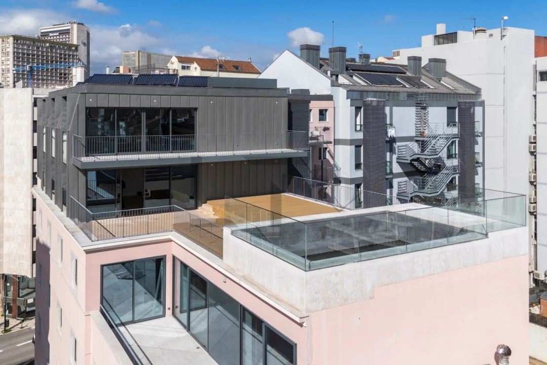 Apartamento T4 para Venda em Santo António Foto 7