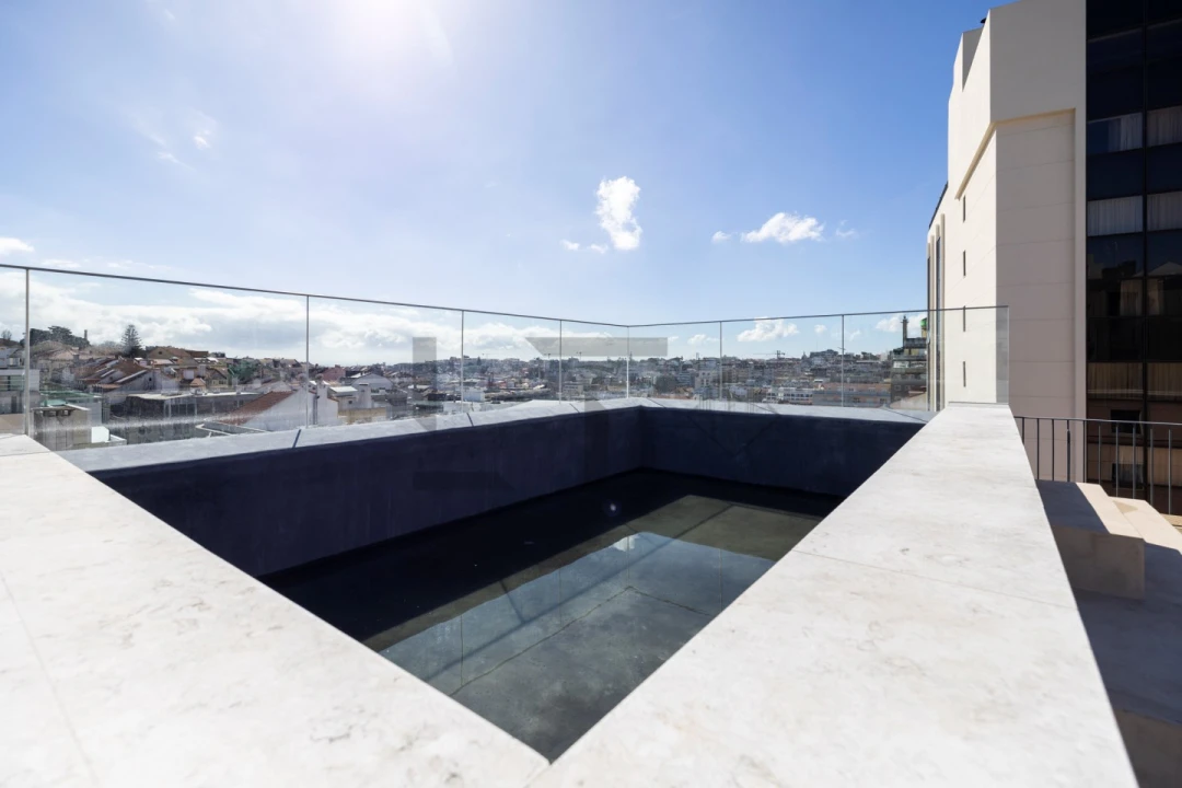 Apartamento T4 para Venda em Santo António Foto 13