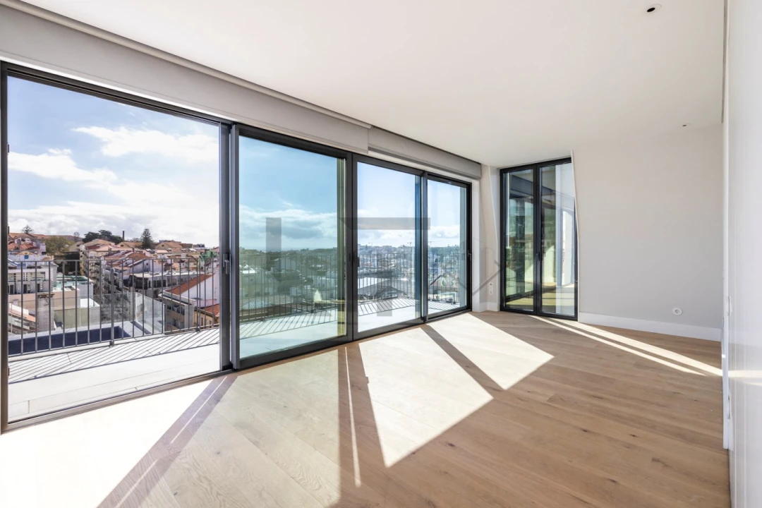 Apartamento T4 para Venda em Santo António Foto 27