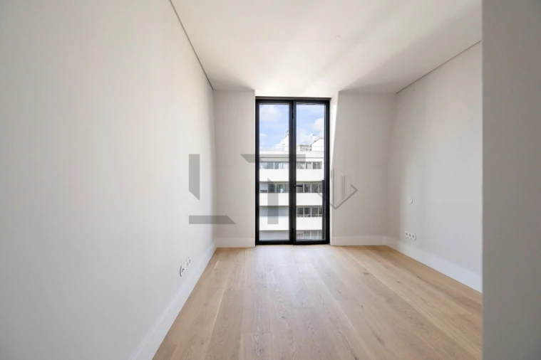 Apartamento T4 para Venda em Santo António Foto 42