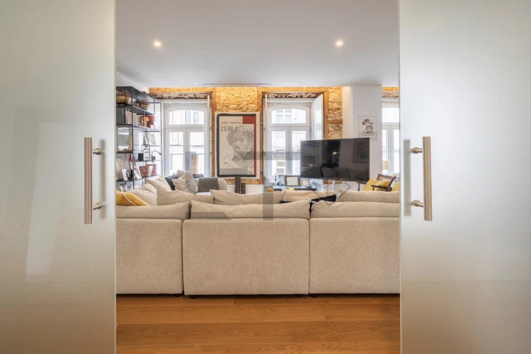 Apartamento T4 para Venda em Santo António Foto 10