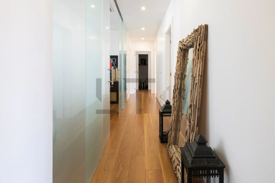 Apartamento T4 para Venda em Santo António Foto 11