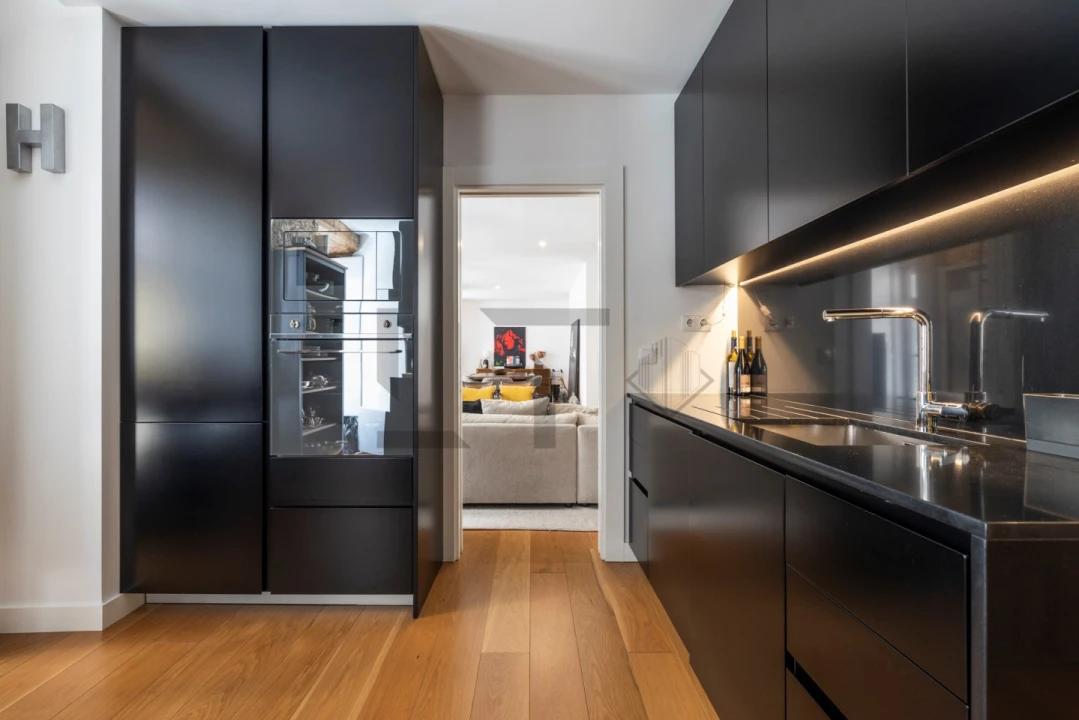 Apartamento T4 para Venda em Santo António Foto 13