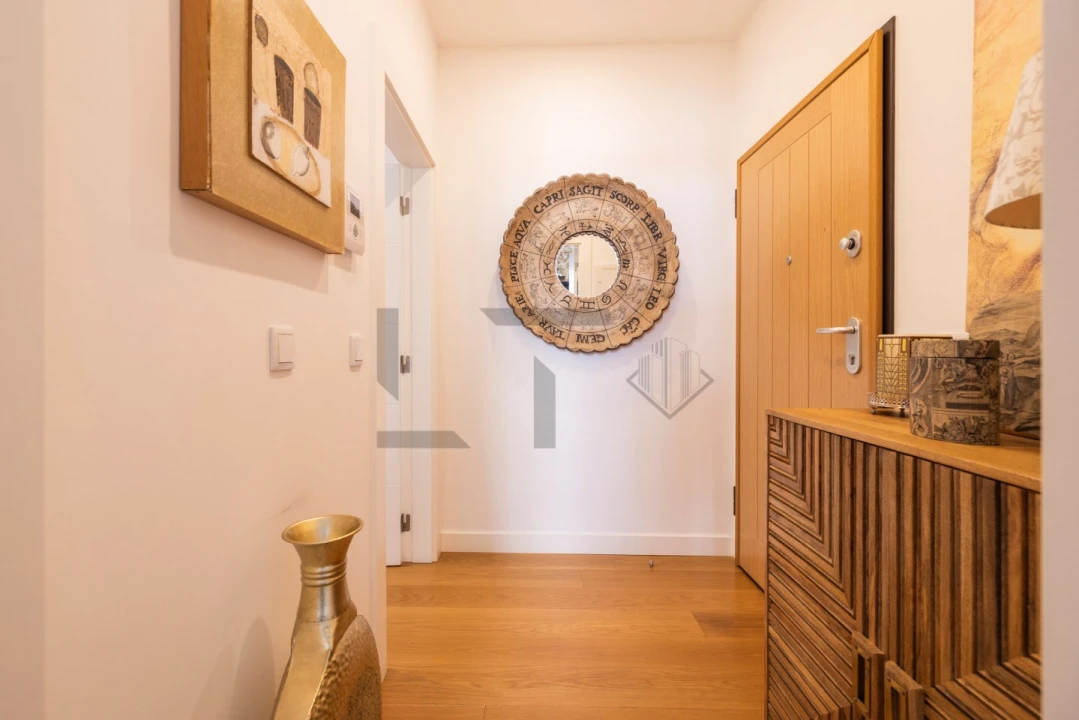 Apartamento T4 para Venda em Santo António Foto 15