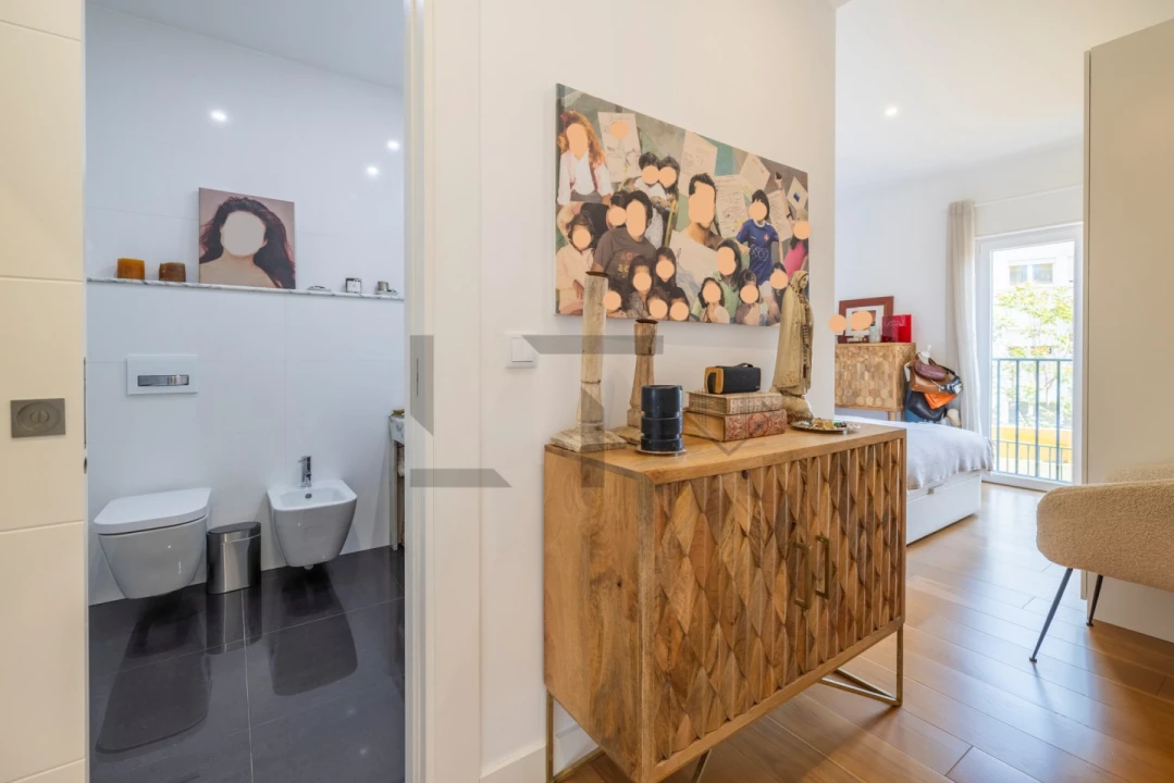 Apartamento T4 para Venda em Santo António Foto 21