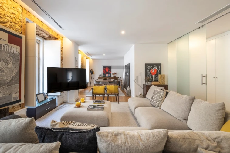 Apartamento T4 para Venda em Santo António Foto 2