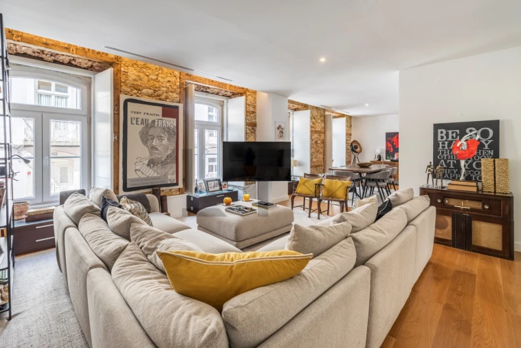 Apartamento T4 para Venda em Santo António Foto 3