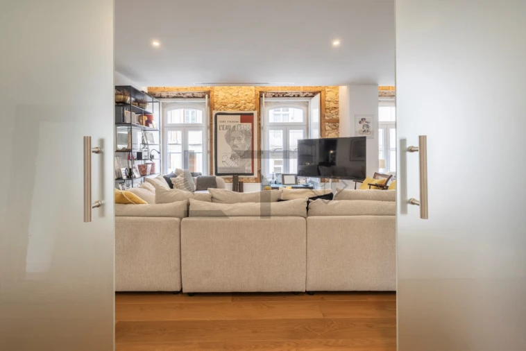 Apartamento T4 para Venda em Santo António Foto 10