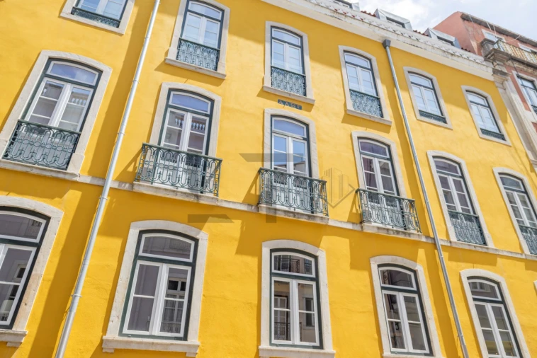 Apartamento T4 para Venda em Santo António Foto 32