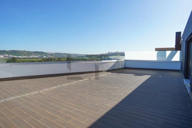 Apartamento T4 para Venda em Loures Foto 12