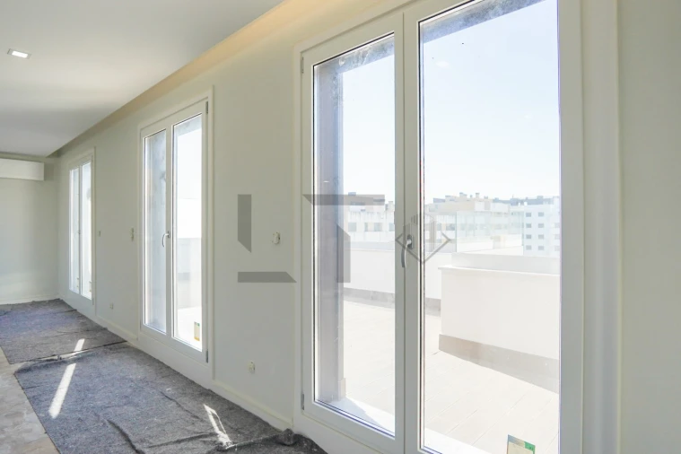 Apartamento T4 para Venda em Loures Foto 19