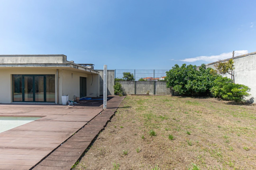 Moradia T5 para Venda em Perafita, Lavra e Santa Cruz do Bispo Foto 12