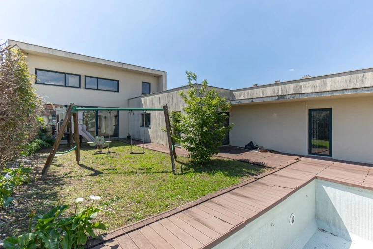 Moradia T5 para Venda em Perafita, Lavra e Santa Cruz do Bispo Foto 3