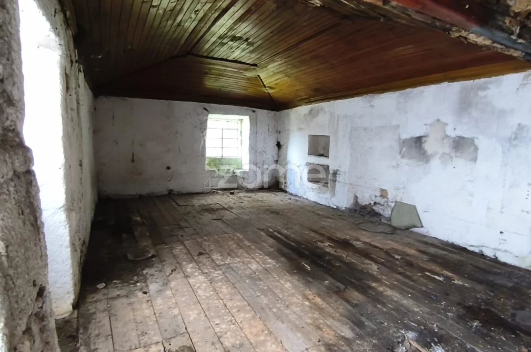 Moradia T2 para Venda em Valdreu Foto 7