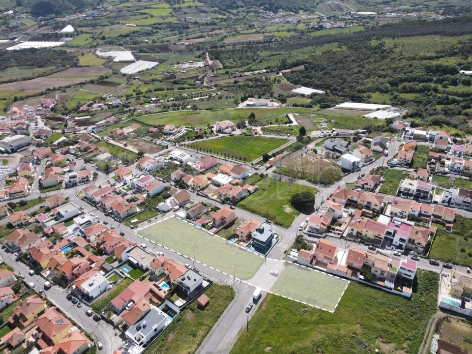 Terreno para Venda em Loures Foto 3