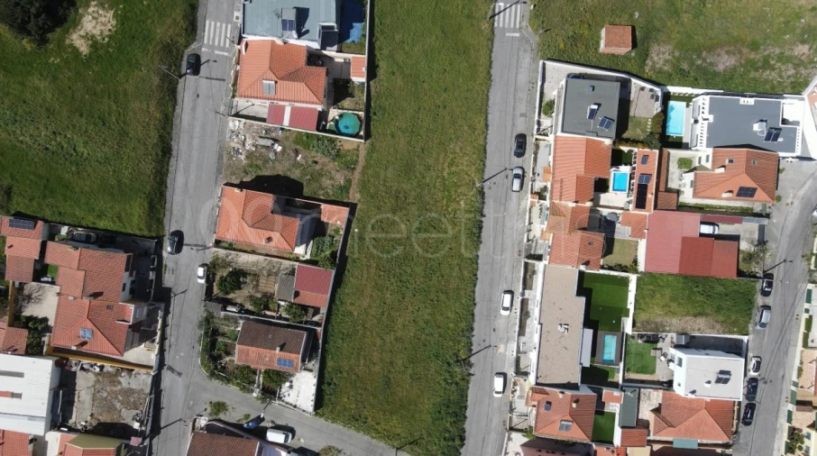 Terreno para Venda em Loures Foto 8