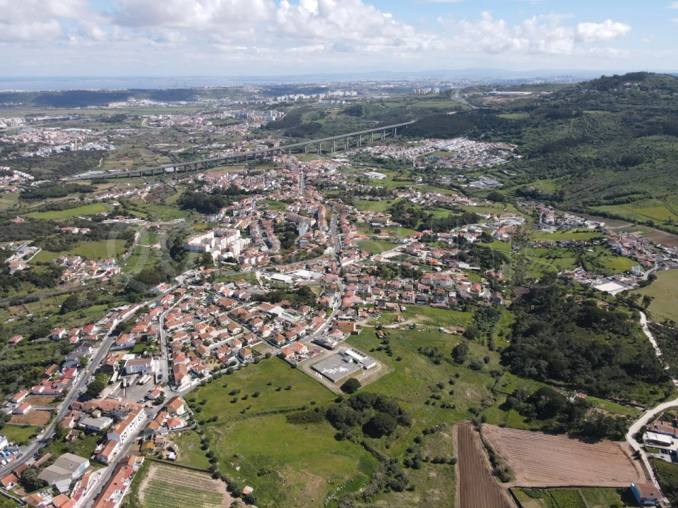 Terreno para Venda em Loures Foto 8