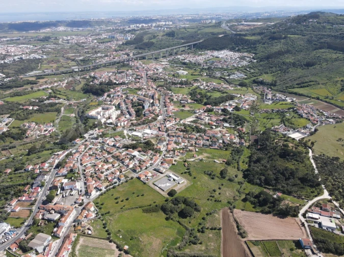 Terreno para Venda em Loures Foto 7