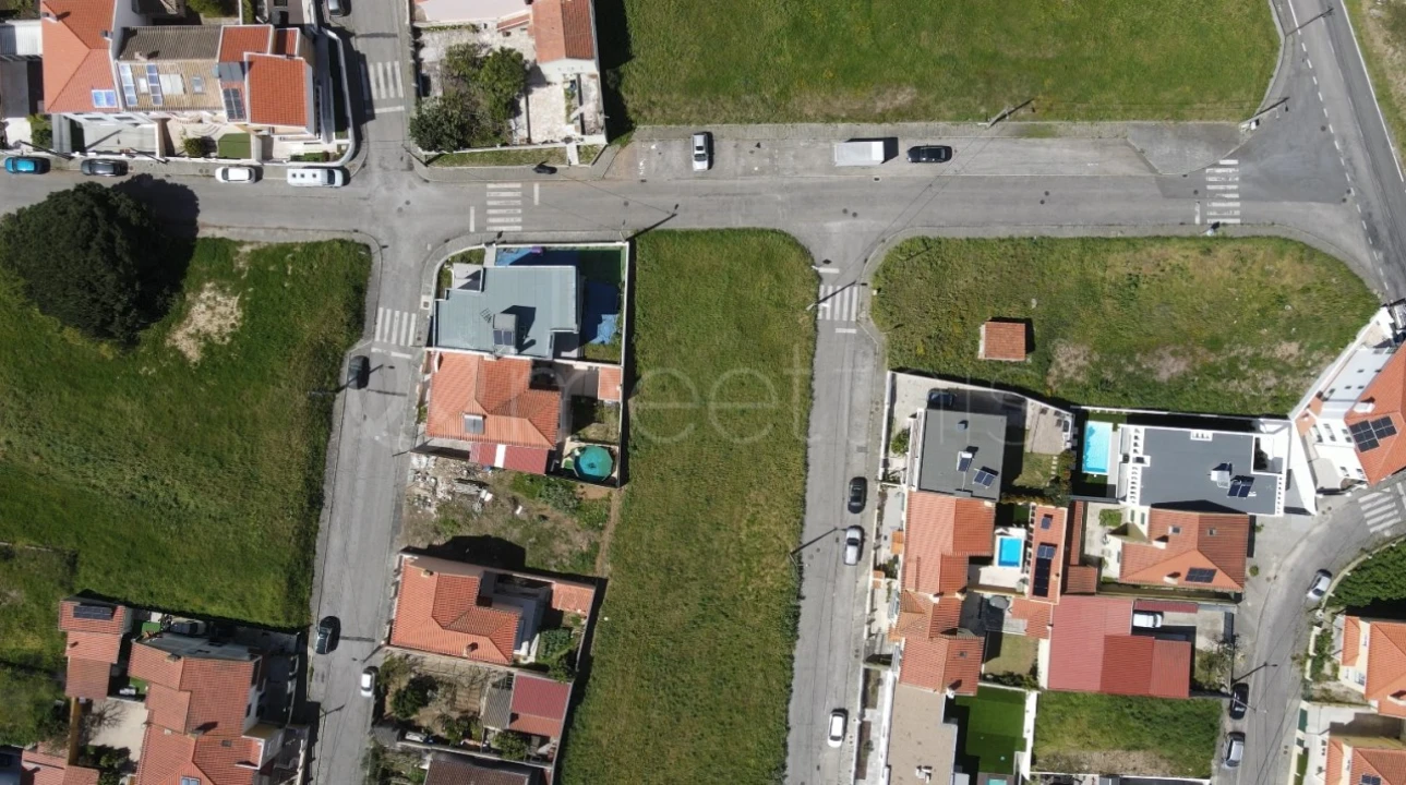 Terreno para Venda em Loures Foto 5