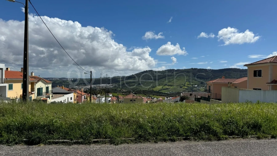 Terreno para Venda em Loures Foto 14