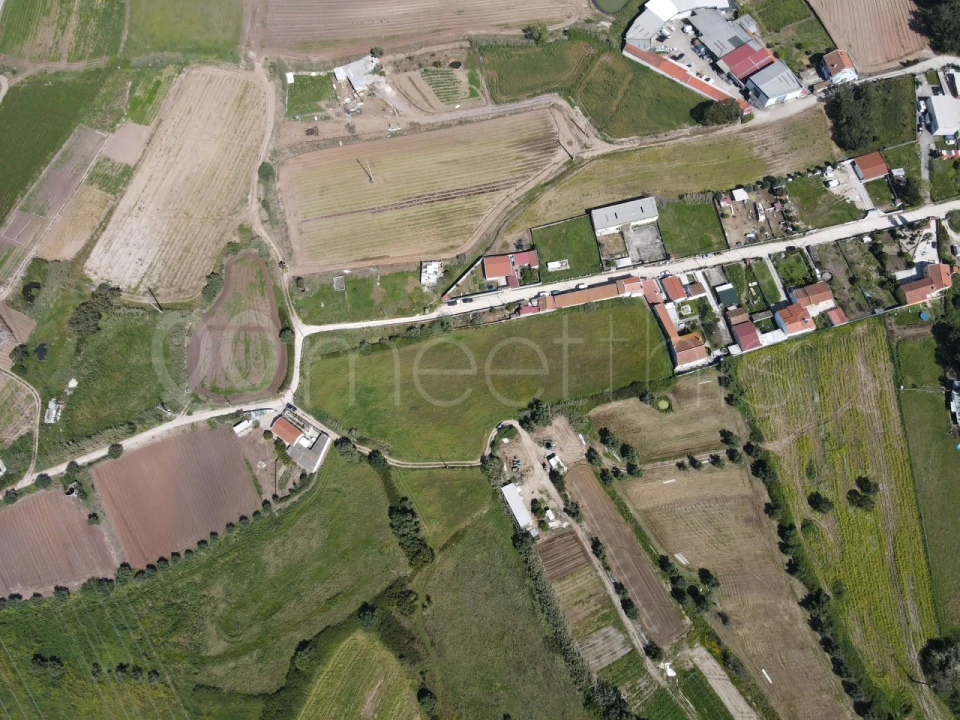 Terreno para Venda em Loures Foto 2